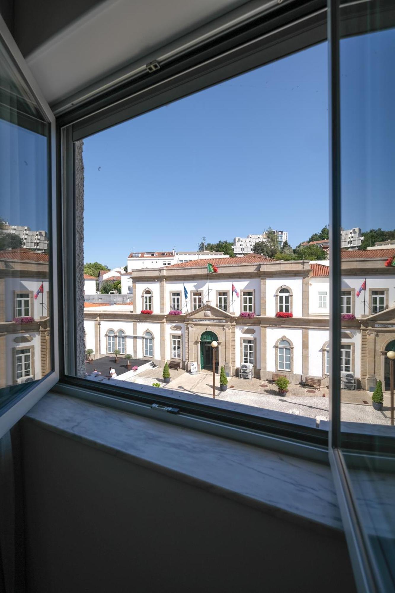 Апартаменти Casa Do Largo Термас-де-Сан-Педру-ду-Сул Номер фото